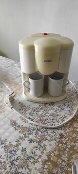 Elta kávovar KM111NB