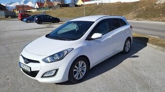 Hyundai i30 1.6 CRDi DOHC 16V Dynamic