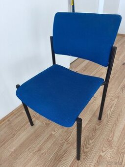 Kancelárska stolička