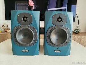 Tannoy Reveal Active - 1