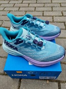 HOKA Y Speedgoat 5