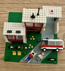 Lego 6380 Classic Town Emergency Treatment Center