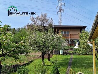 Záhrada s chatkou v záhradkárskej osade 600 ročnice v Prievi
