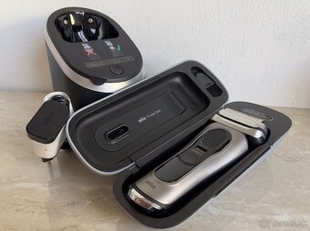 Braun S9 PRO+ (čistiace stanica, cestovné puzdro, adaptér)