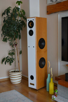 Acoustique Quality AQ 730....Tower Reproduktory