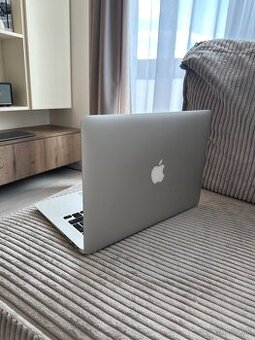 Predám MacBook Air 2017