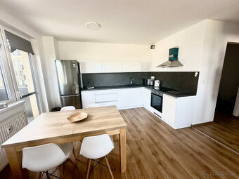Čiastočne zariadený 3 izb. byt 83,87 m2, garážové státie