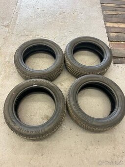 Letne pneu 215/55 R17 Goodyear