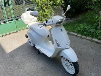 Vespa 125 sprint