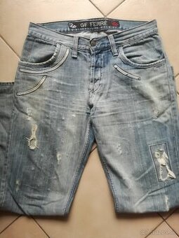 Panske dzinsy GF FERRÉ v. 31