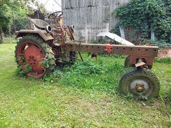 Traktor RS09 - 1