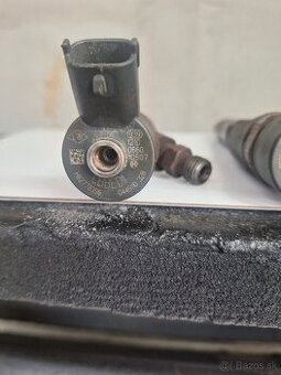 Vstreky Renault Suzuki 0445110328