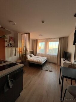 1i byt v Bratislave na Družstevné bývanie