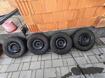 Plechové disky 5x98 so zimnými pneumatikami