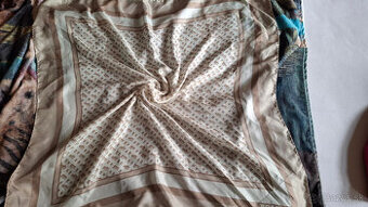 hodvábna šatka boss nová - 1