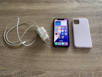 iPhone XR / 64GB Black Pekný stav