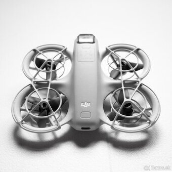 DJI Neo Motion Fly More Combo