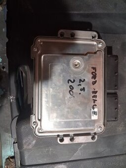 Radiaca jednotka Ford ranger 2.5