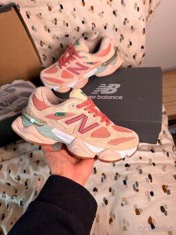 New Balance 9060 Pink