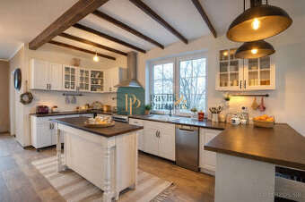 Predaj 5 izbový rodinný dom v americkom štýle, pozemok 19á, 