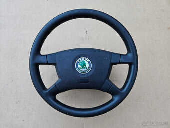 Škoda Fabia 1 gumový volant pekná štruktúra