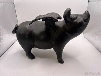 Liatinová šporkaska prasiatko