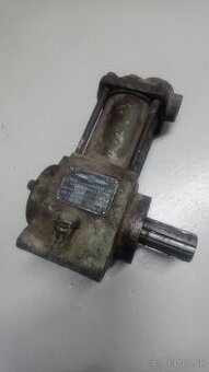 Kúpim tiahlo na zapínanie kompresora Tatra 805/T805