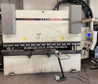 Nabízíme Použitý ohraňovací lis E-30160,  r. v. 2006