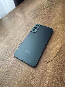 Samsung galaxy S22+ plus