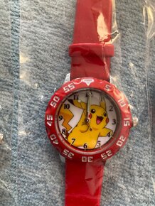 Nové hodinky Pokémon Pikachu s batériou