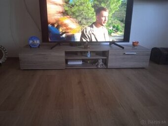 Tv stolik