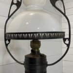 Lampa petrolejová .