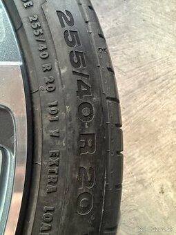 Predám pneu Continental 255/40R20