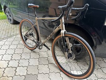 CUBE NUROAD EX 2022