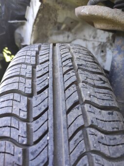 PIRELLI 175/65 R 14 82T + DISKY R14