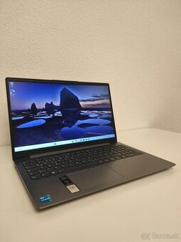 Lenovo IdeaPad 3 | Core i3-1215U • 16 GB RAM • 512 SSD
