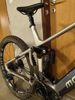 MONDRAKER Crafty R 2024, 750wh (velk L/XL)