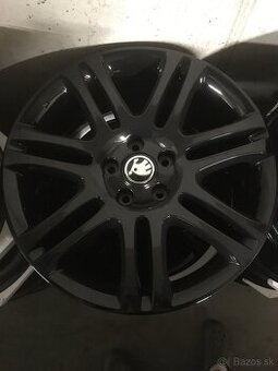 5x112 r18” škoda themisto