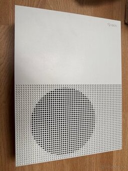 Xbox one s s cd mechanikou