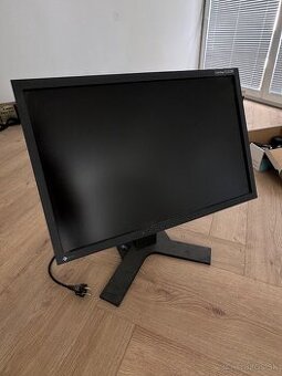 EIZO ColorEdge CG222W.