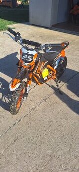 Detská akumulátorová motorka HECHT