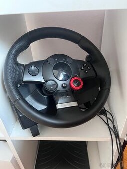 Volant Logitech driving force gt, plne funkčný