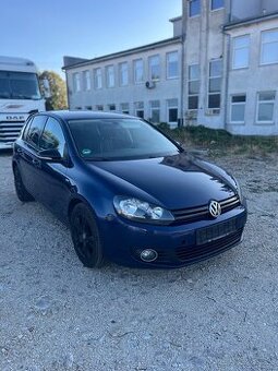 Volkswagen Golf 1.6TDI Bluemotion