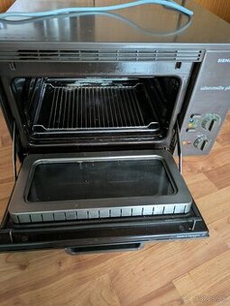 Staršia mikrovlnná rúra s grilom