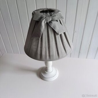 Stolná lampa