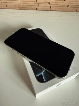 Predam IPhone 16 pro 256gb biely
