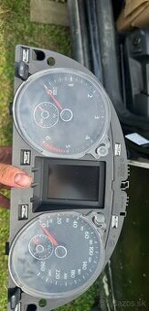 Budíky VW Passat 3C0920 872G
