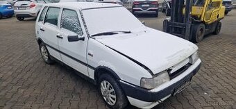 Lacno rozpredám: Fiat Uno na náhradné diely