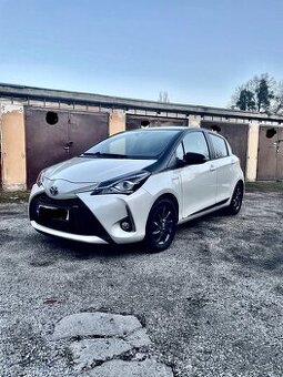 Toyota Yaris Hybrid 1.5 CVT