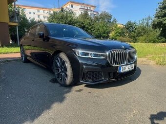 BMW 730d M-Paket xDrive I.majitel CZ rok5/2022 v záruce 2025